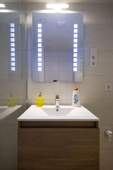 Amazing Kazinczy Flat No. 1 Budapest Bagian luar foto